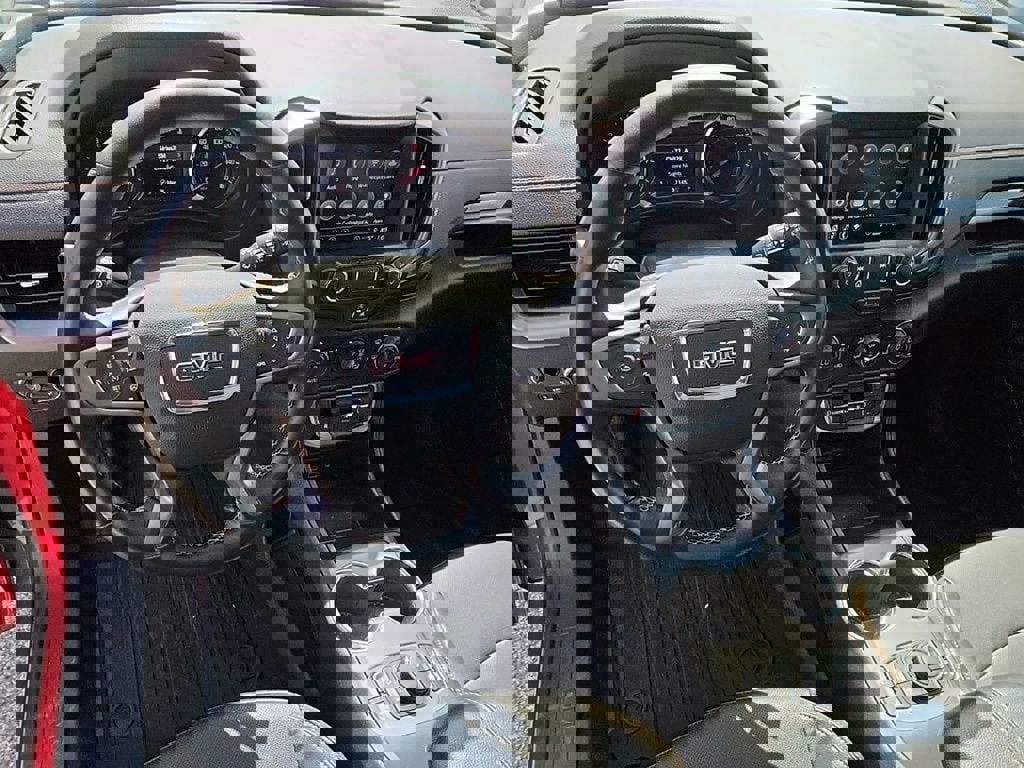 Used 2023 GMC Terrain AT4 image 9