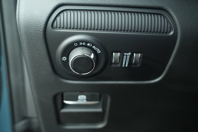 New 2026 Jeep Grand Wagoneer L Summit AWD/4WD image 37