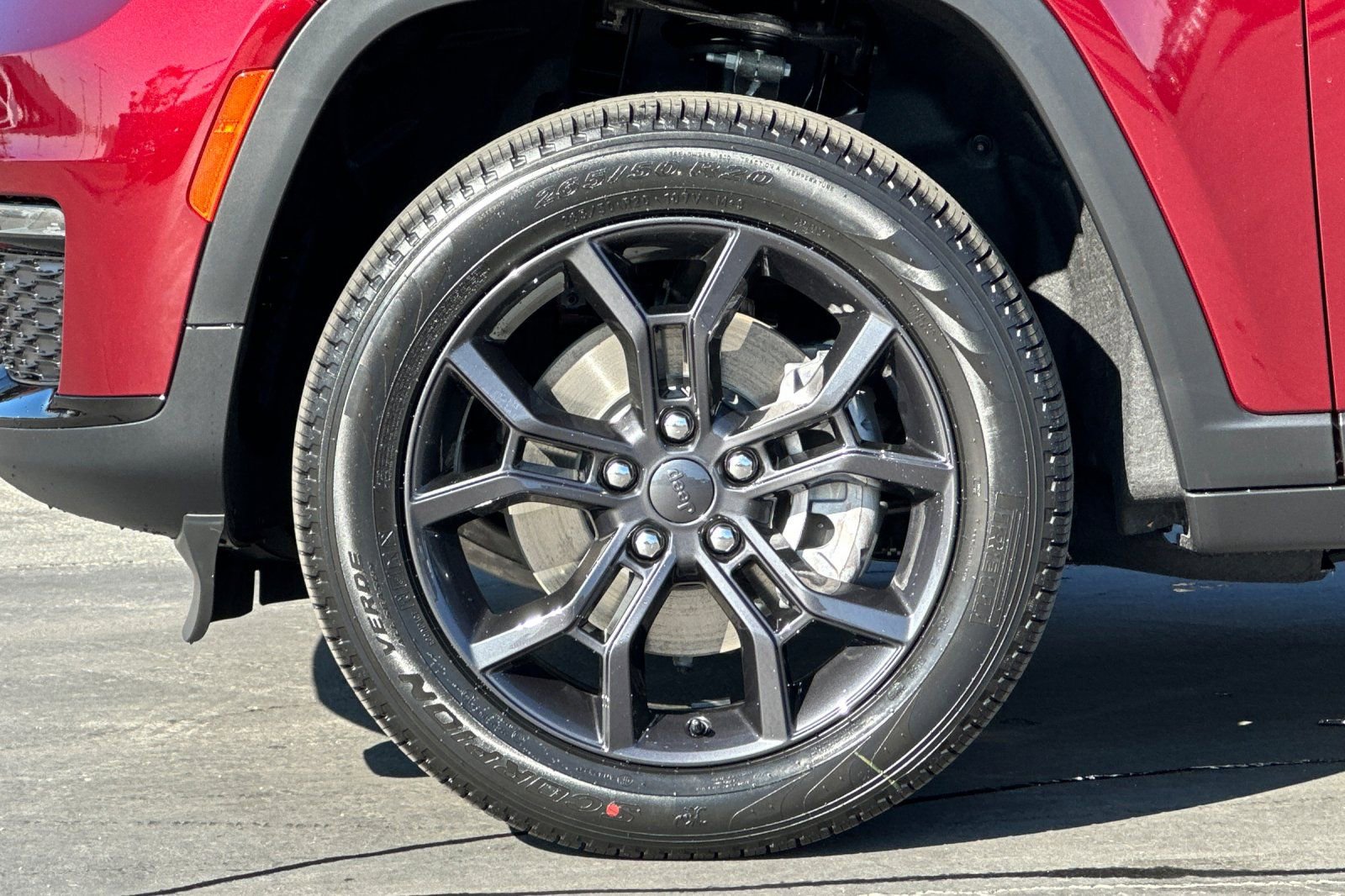 New 2025 Jeep Grand Cherokee L Limited w/ Trailer Tow Package image 32