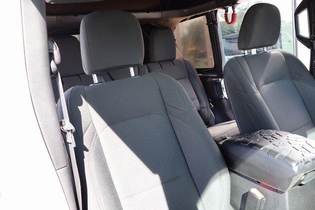 Used 2021 Jeep Wrangler Unlimited Sport image 11