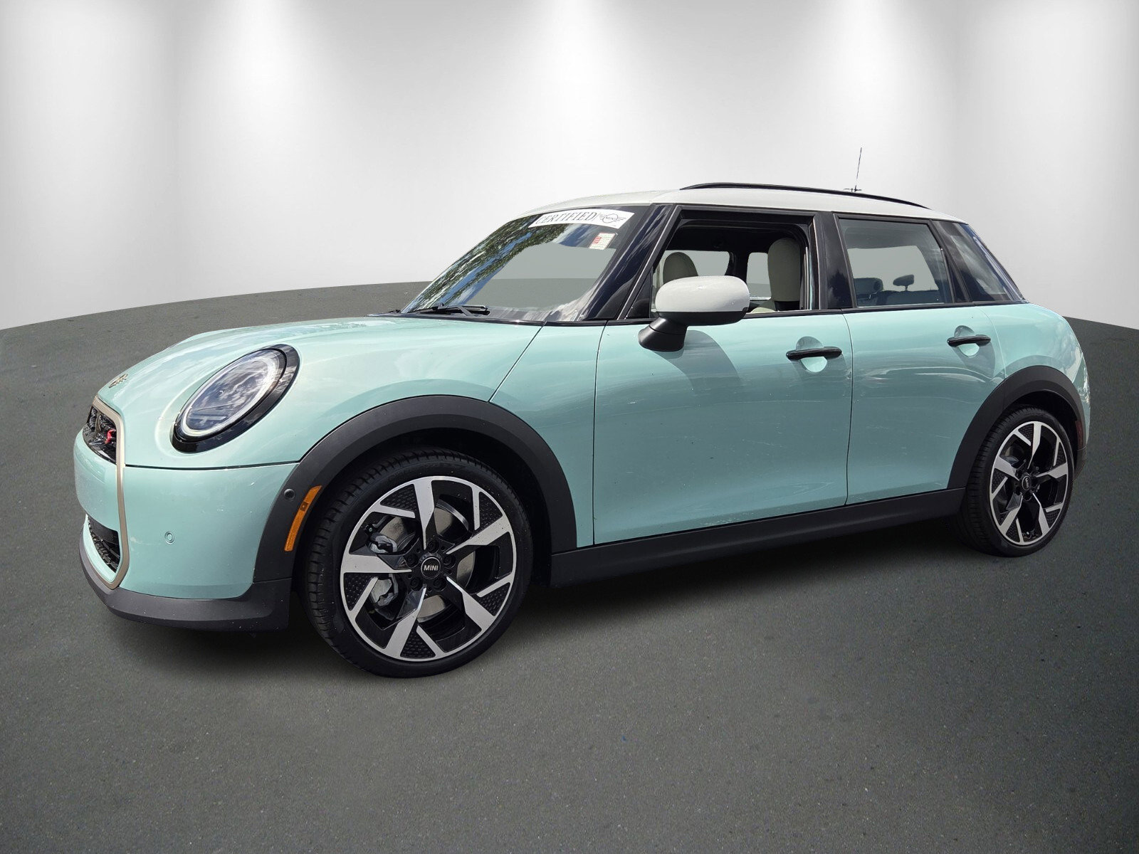 Certified 2025 MINI Cooper S image 3