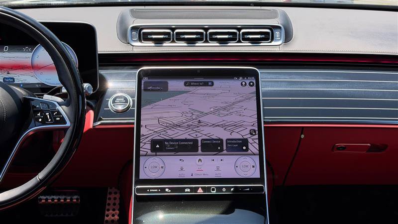 Used 2023 Mercedes-Benz S 580 4MATIC Sedan image 30