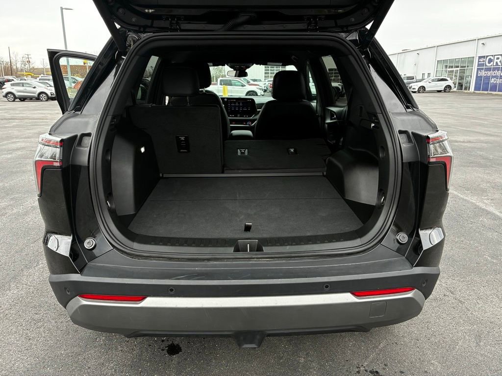 Used 2026 Chevrolet Equinox LT w/ Convenience Package II AWD/4WD image 34