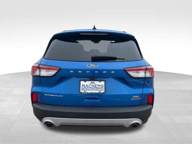 Used 2020 Ford Escape Titanium image 6