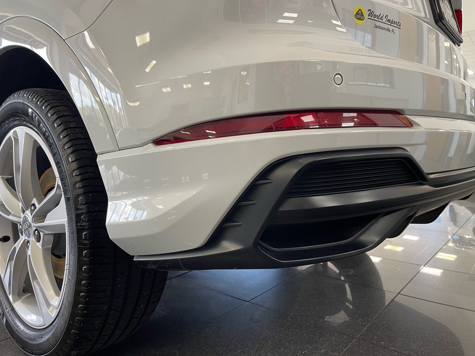Used 2019 Audi Q3 2.0T Premium Plus w/ Premium Plus Package AWD/4WD image 16