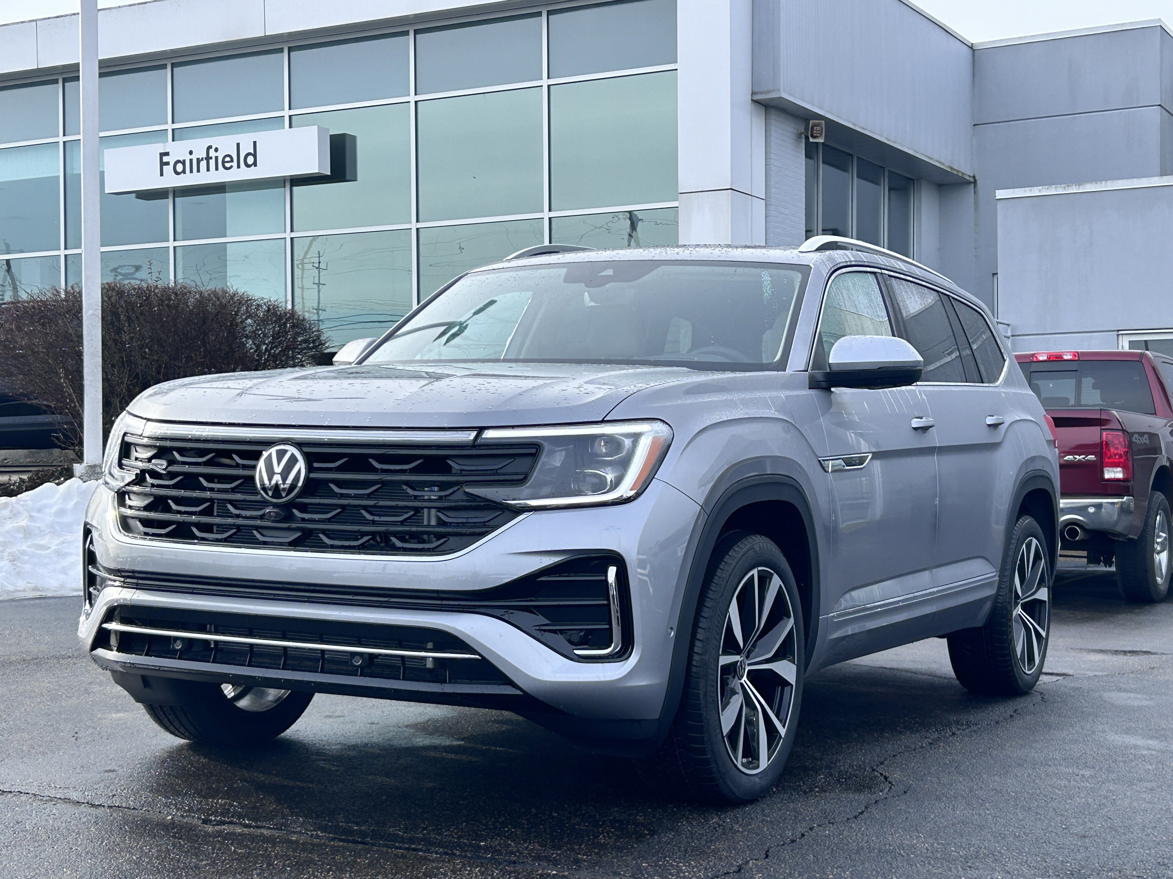 New 2026 Volkswagen Atlas SEL Premium R-Line image 3