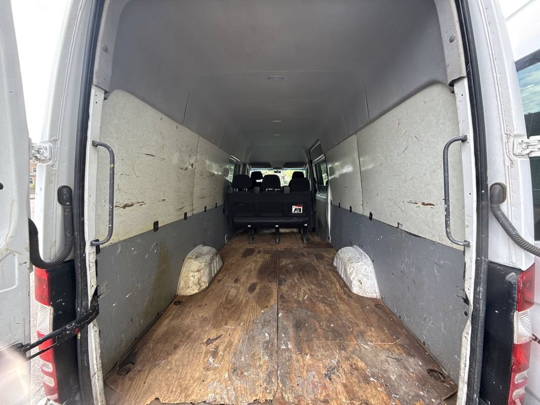 Used 2018 Mercedes-Benz Sprinter 2500 image 26