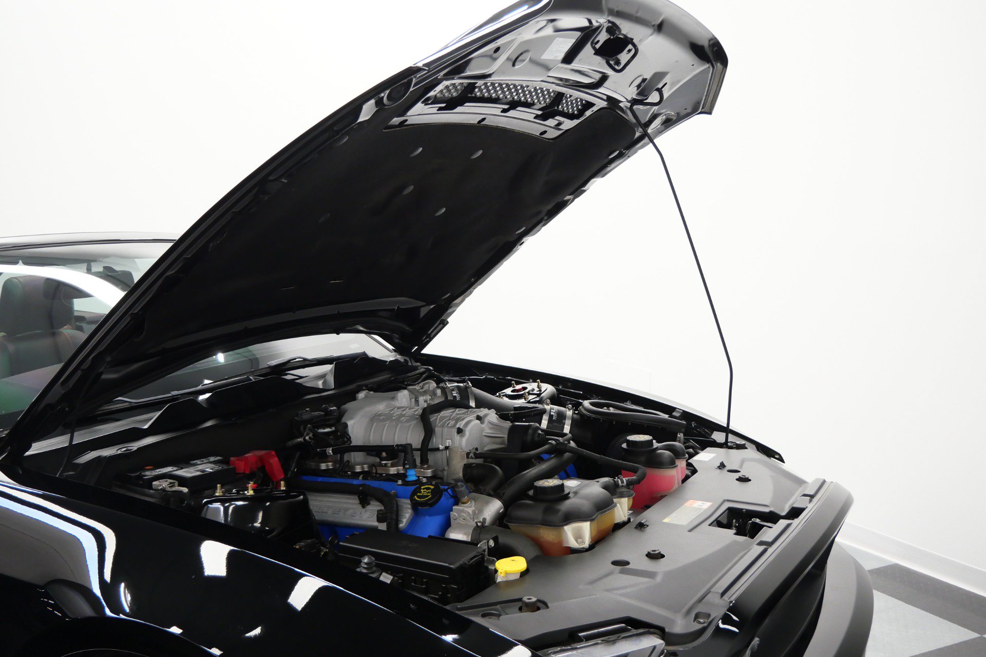 Used 2013 Ford Mustang Shelby GT500 RWD image 58