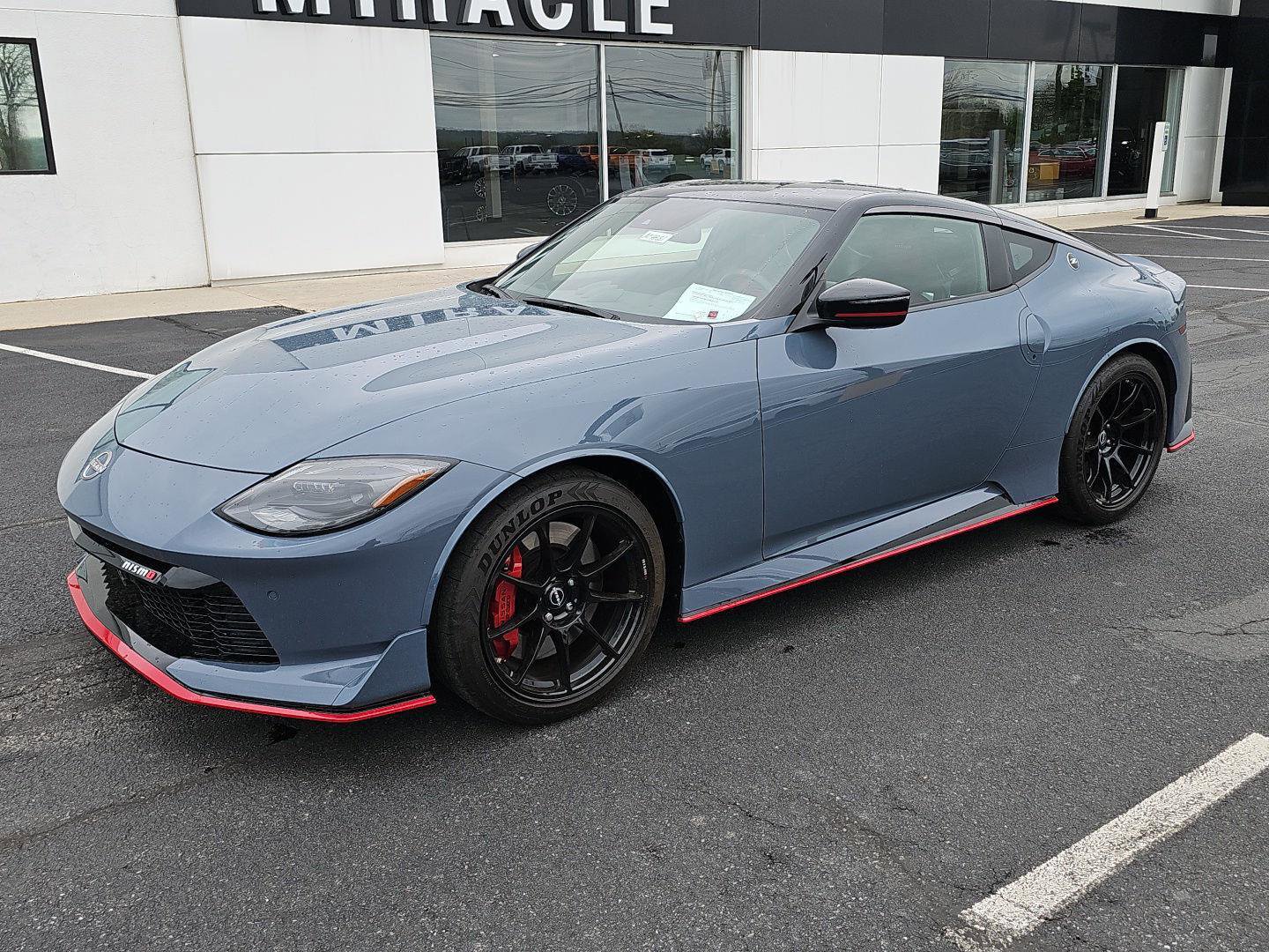 Used 2024 Nissan Z NISMO w/ Floor Mat Package RWD image 32
