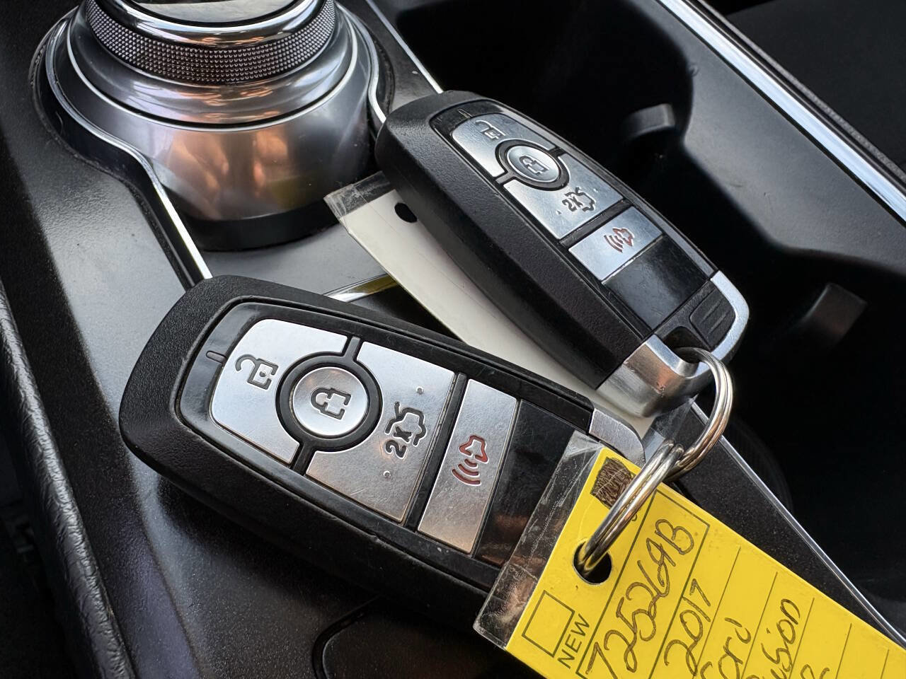 Used 2017 Ford Fusion SE w/ Fusion SE Technology Package FWD image 42