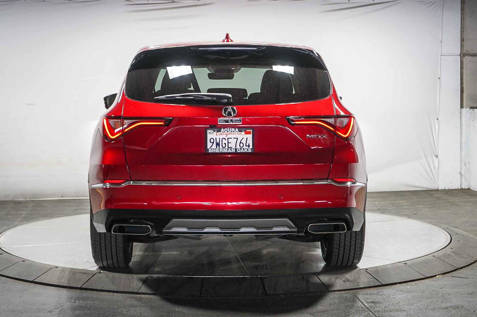 Used 2025 Acura MDX FWD w/ Technology Package image 11