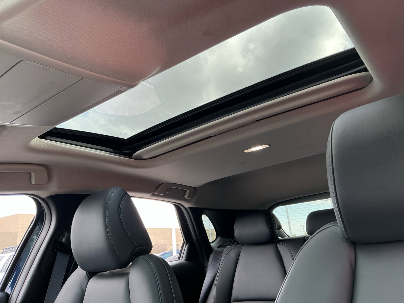 Used 2024 MAZDA CX-30 AWD 2.5 S w/ Preferred Package image 33