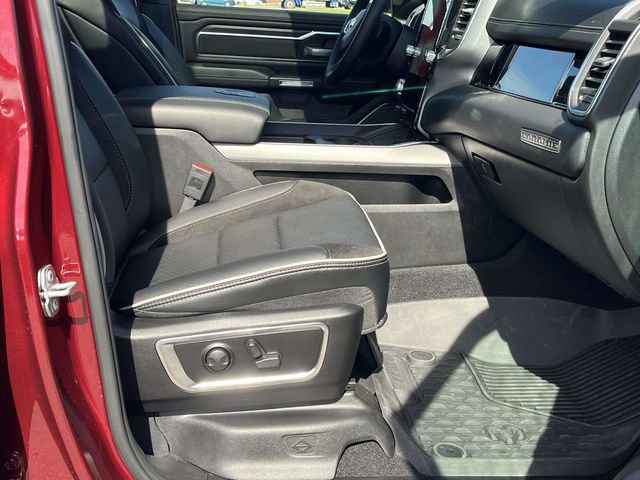 Used 2025 RAM 1500 Laramie AWD/4WD image 24
