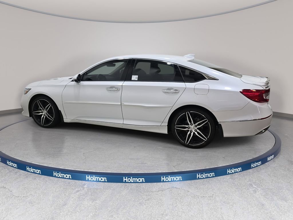 Used 2022 Honda Accord Touring image 9