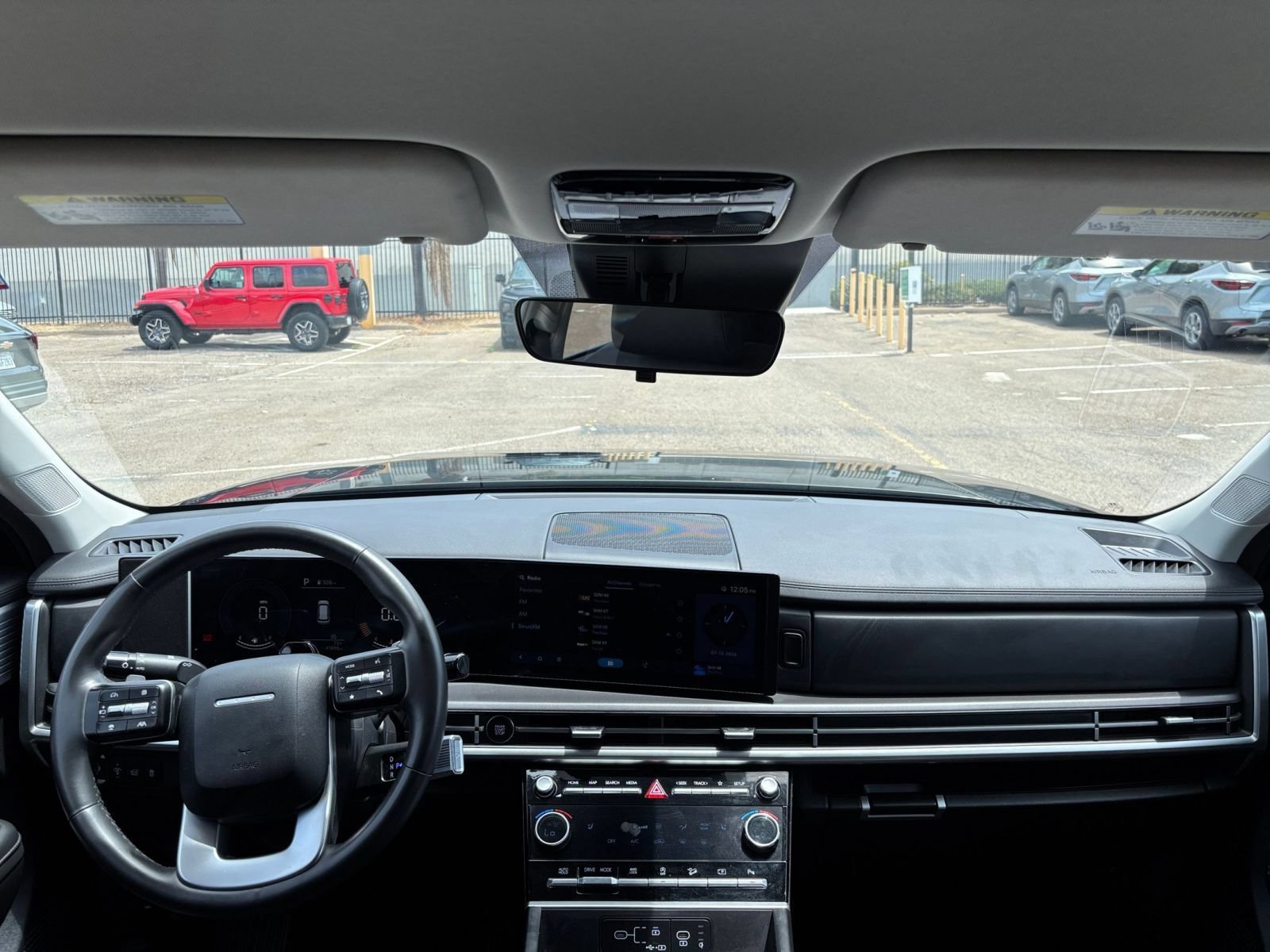 Used 2025 Hyundai Santa Fe SEL AWD/4WD image 35