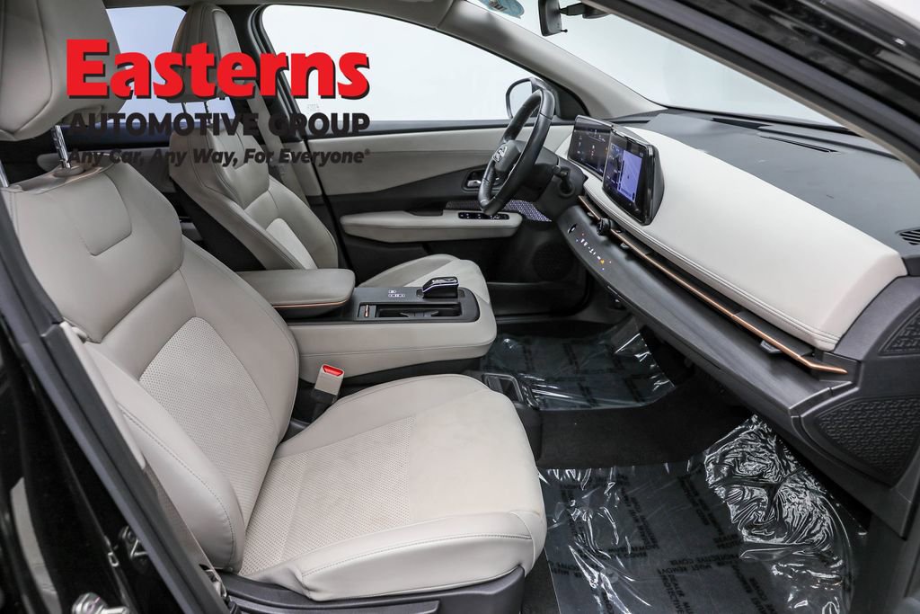 Used 2023 Nissan Ariya AWD image 24
