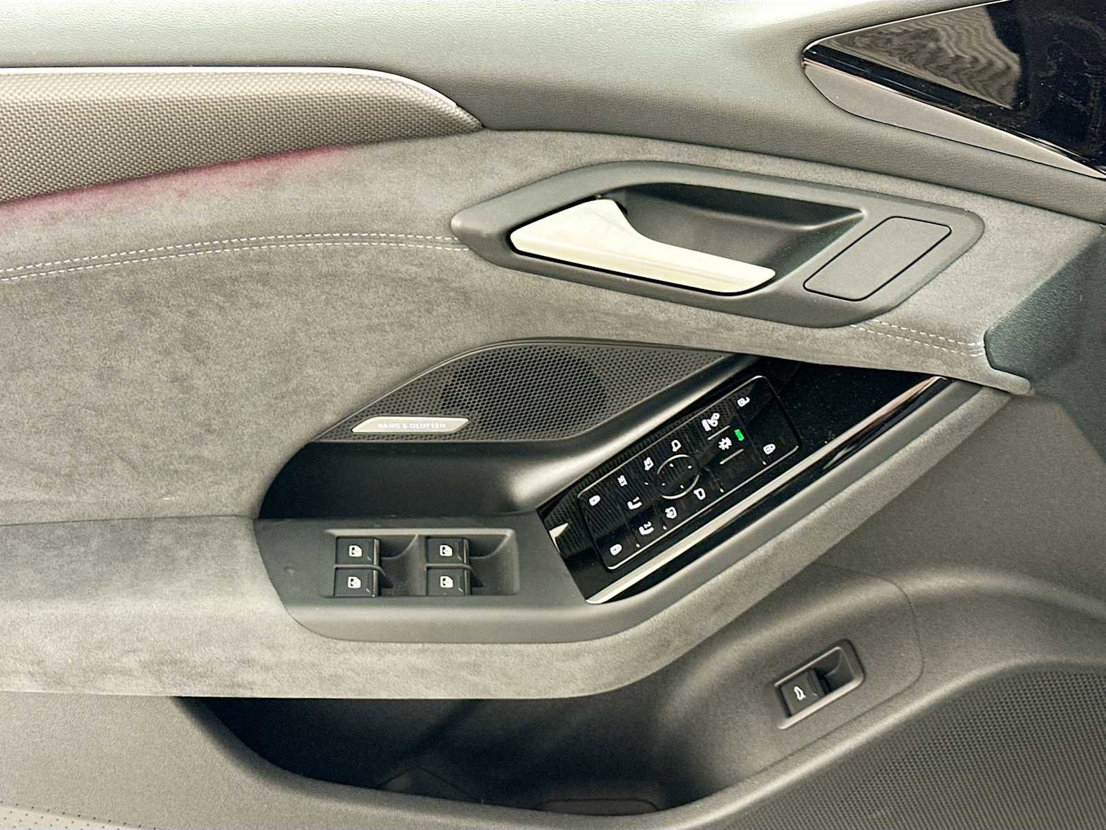 New 2025 Audi S6 e-tron Premium Plus image 16