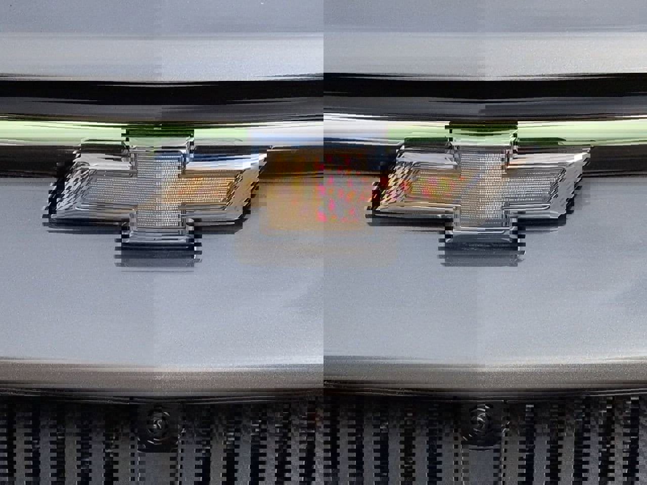 New 2026 Chevrolet Equinox EV LT image 5