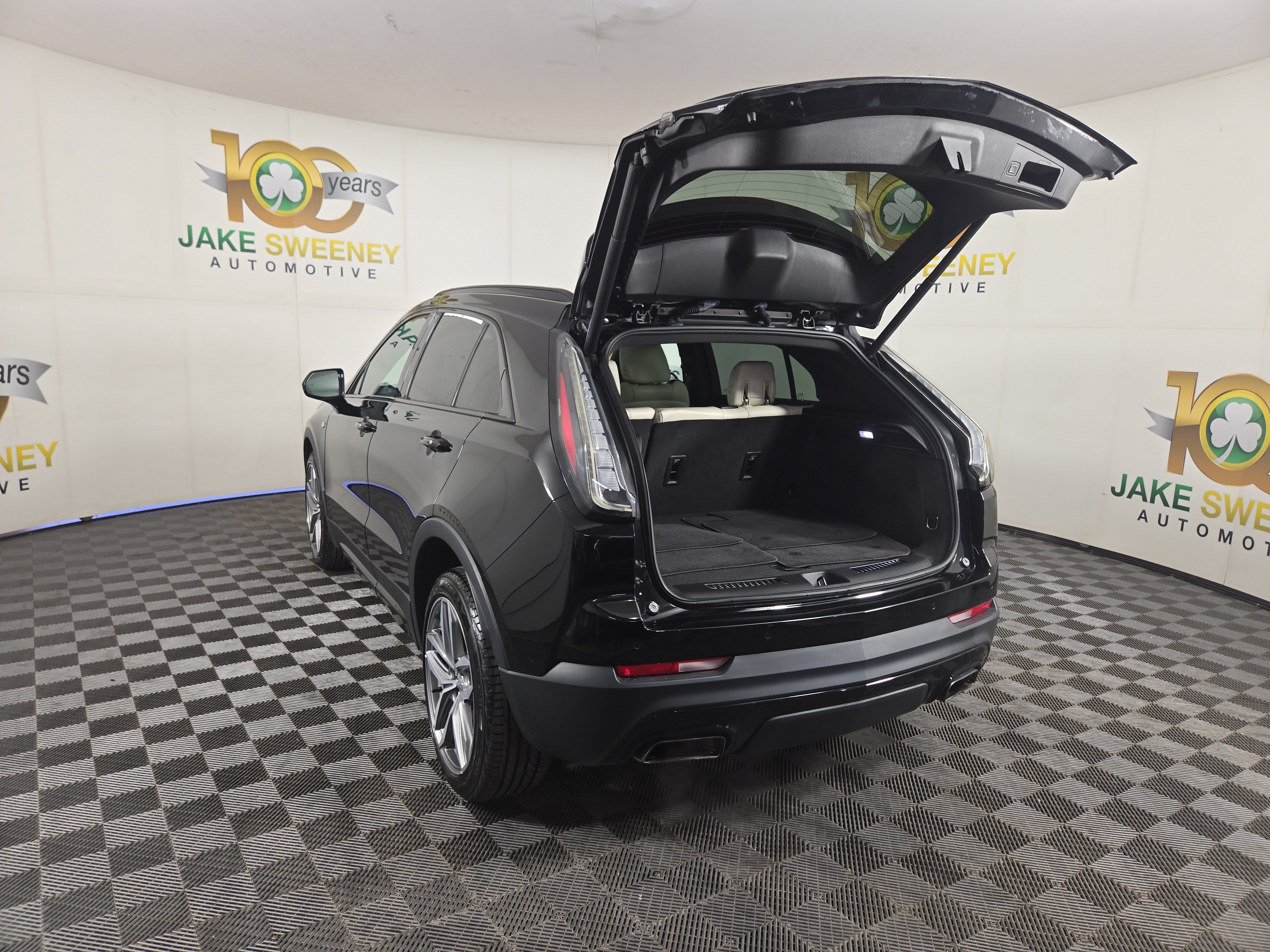 Used 2019 Cadillac XT4 Sport AWD/4WD image 32