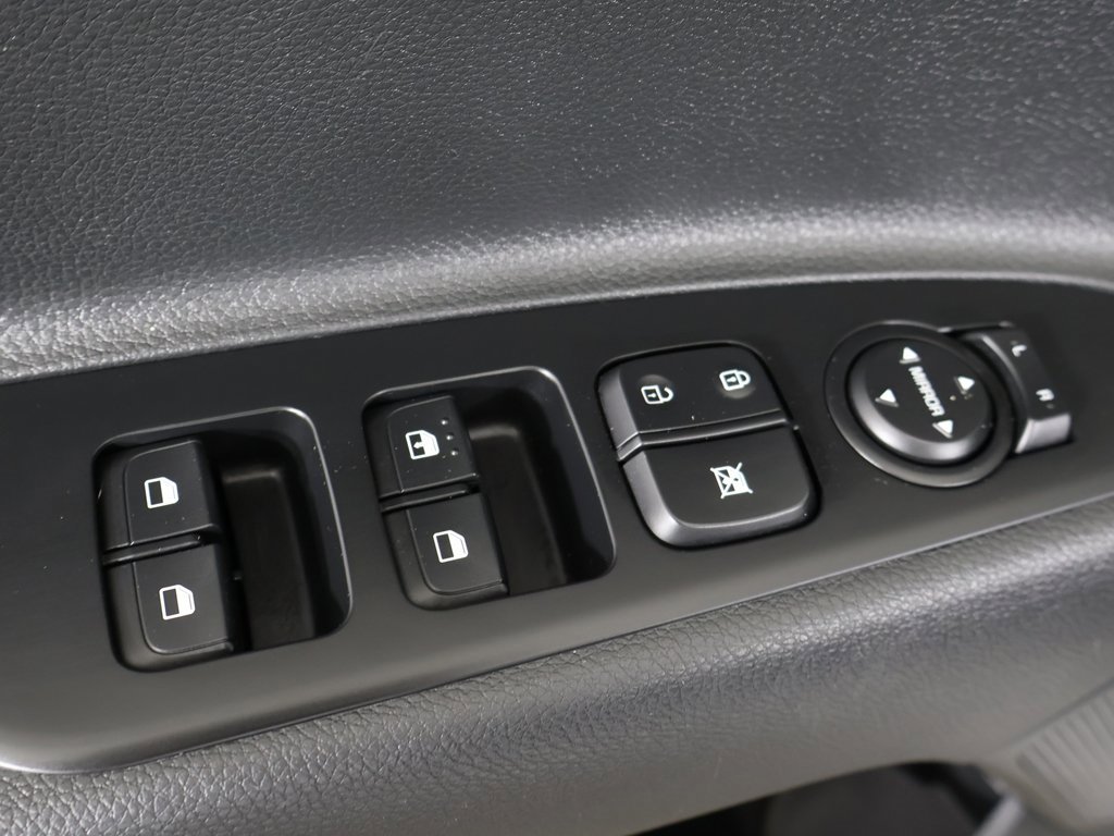 Used 2023 Kia Rio S image 33