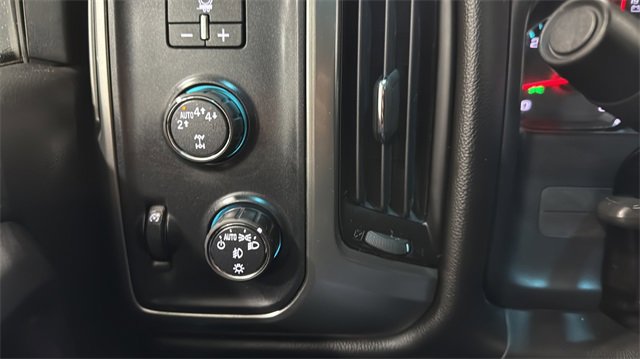 Used 2018 Chevrolet Silverado 1500 LT w/ All Star Edition image 20