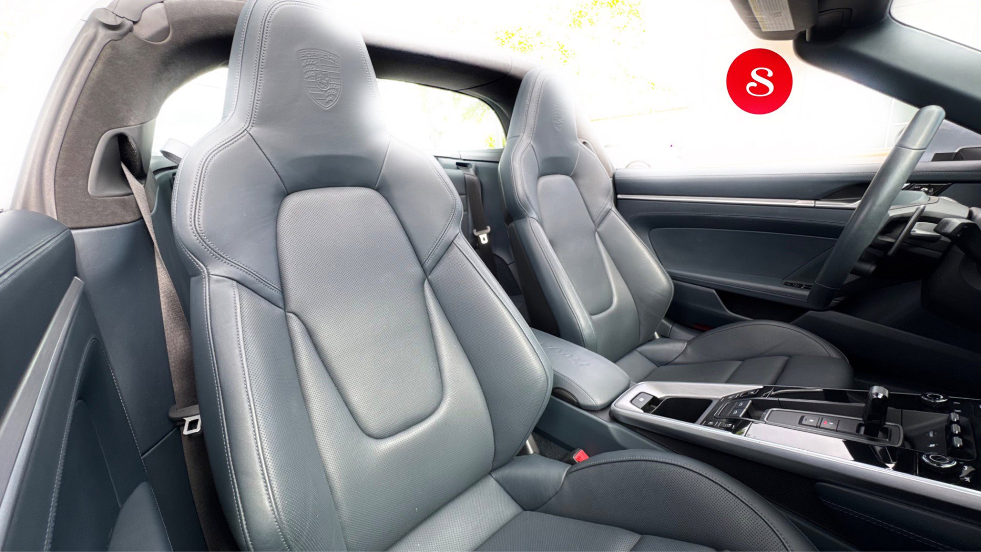 Used 2021 Porsche 911 Targa 4S w/ Sport Package image 22