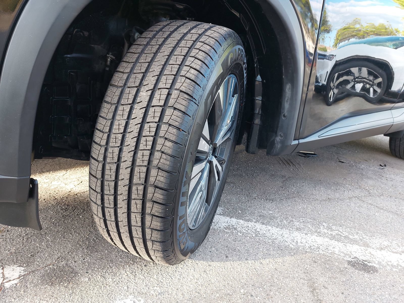 Used 2023 Nissan Rogue SV FWD image 31