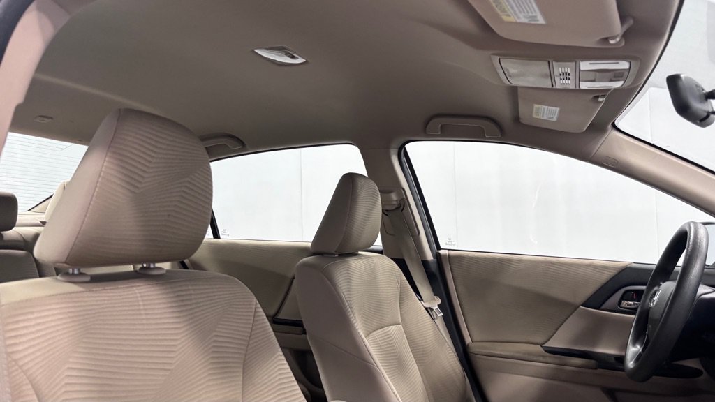Used 2015 Honda Accord LX image 25