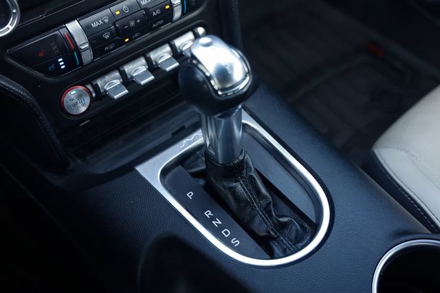 Used 2018 Ford Mustang Premium RWD image 37