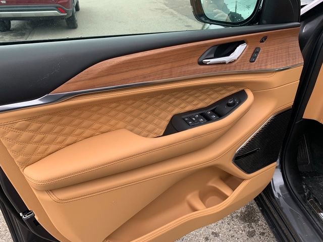 New 2026 Jeep Grand Cherokee Summit AWD/4WD image 16