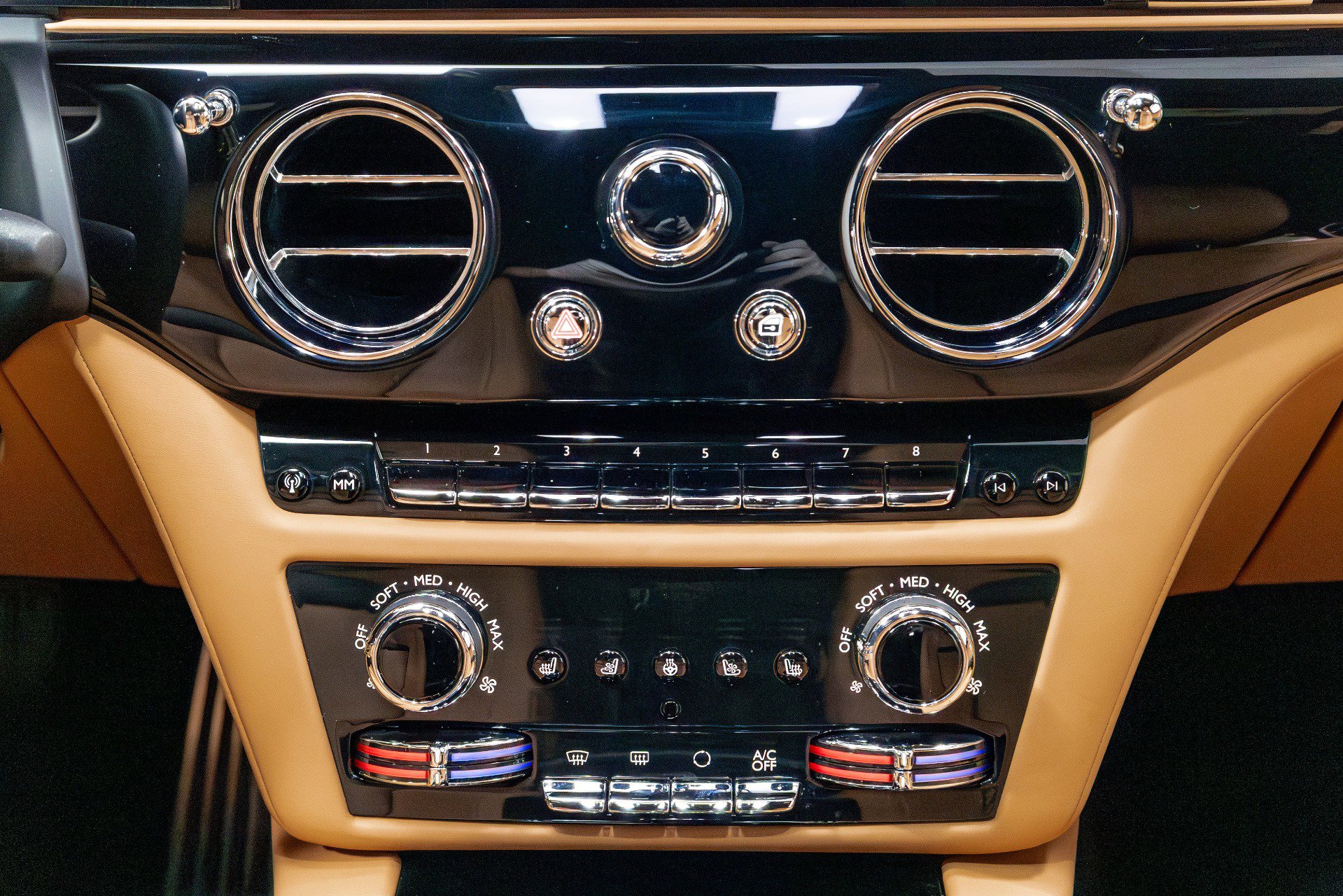 Used 2022 Rolls-Royce Ghost AWD/4WD image 37