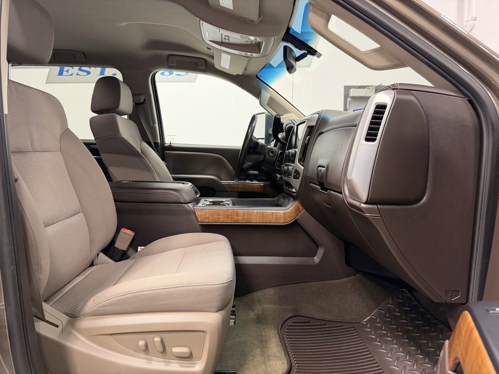 Used 2015 GMC Sierra 2500 SLE w/ SLE Preferred Package image 18