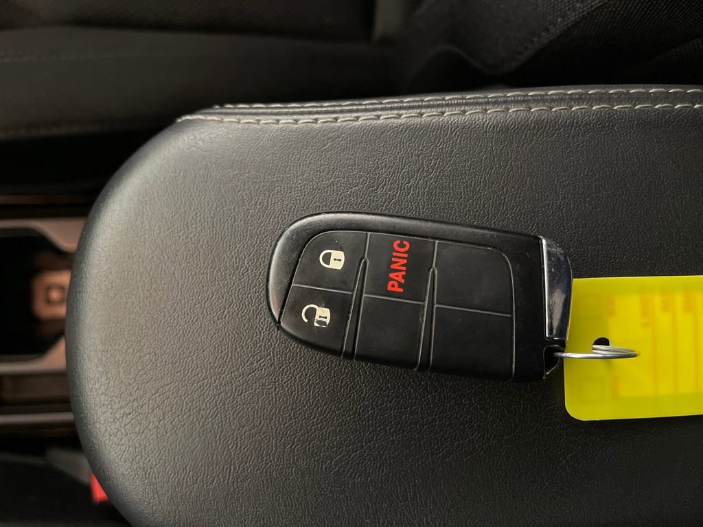 Used 2023 Jeep Renegade Latitude image 26