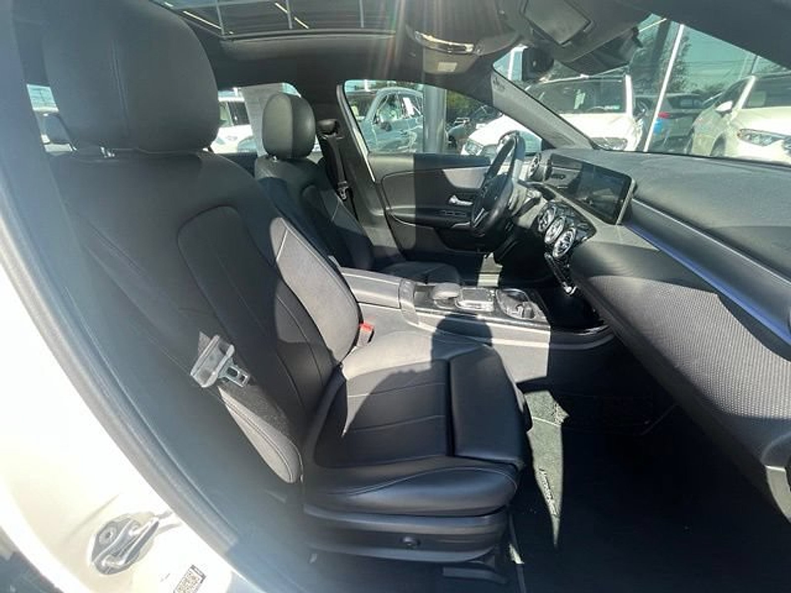 Used 2019 Mercedes-Benz A 220 4MATIC image 11