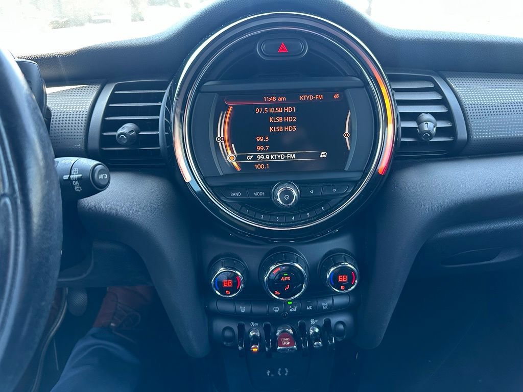 Used 2017 MINI Cooper 2-Door Hardtop FWD image 12