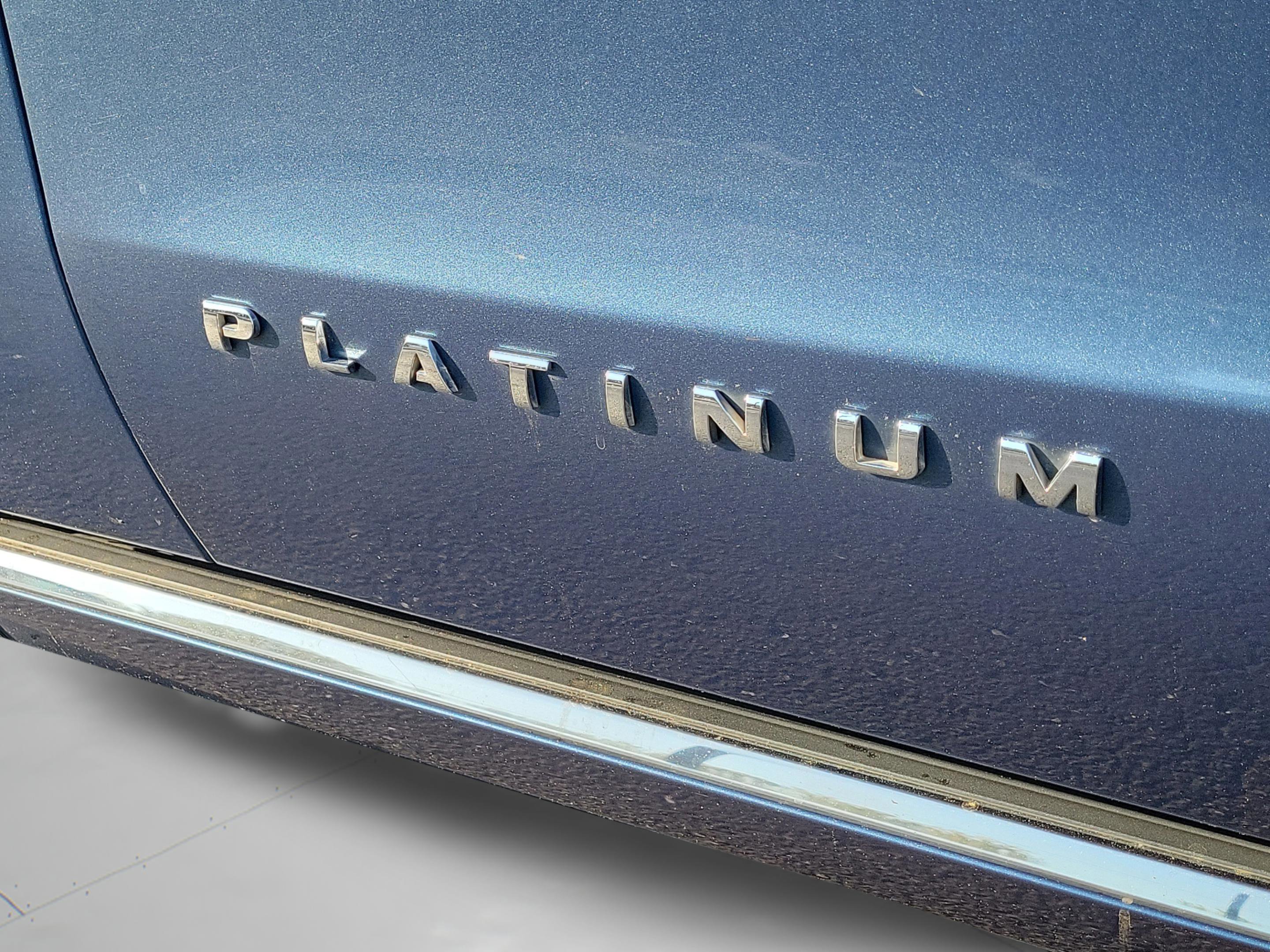 Used 2018 Ford Expedition Platinum image 36