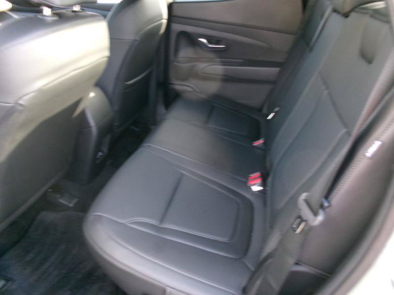 Used 2026 Hyundai Santa Cruz SEL FWD image 7