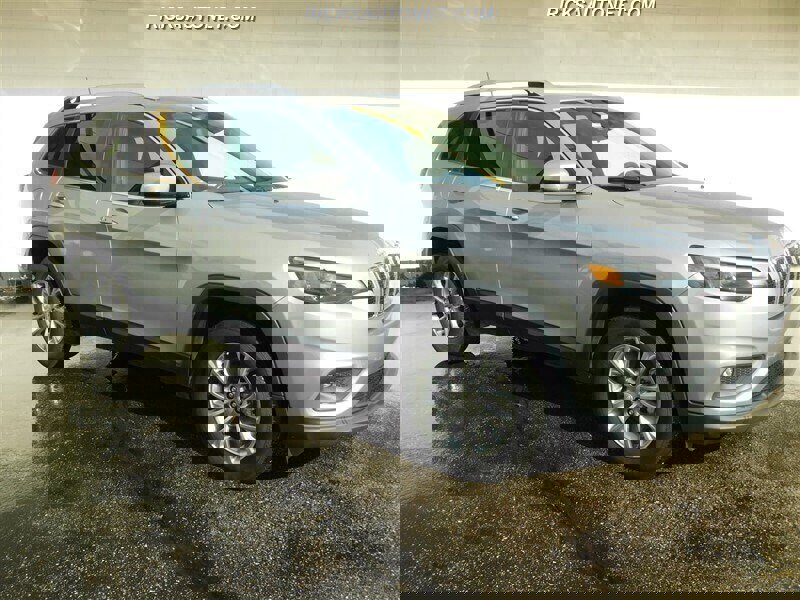 Used 2021 Jeep Cherokee Latitude Lux image 4