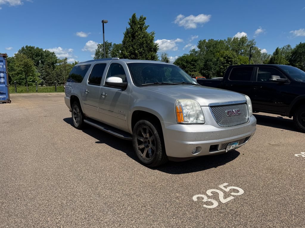 Used 2012 GMC Yukon XL Denali AWD/4WD image 10