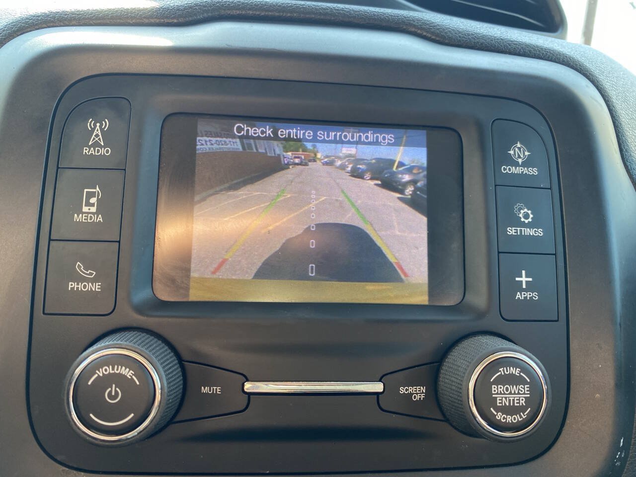 Used 2019 Jeep Renegade Sport w/ Sport Appearance Group AWD/4WD image 27