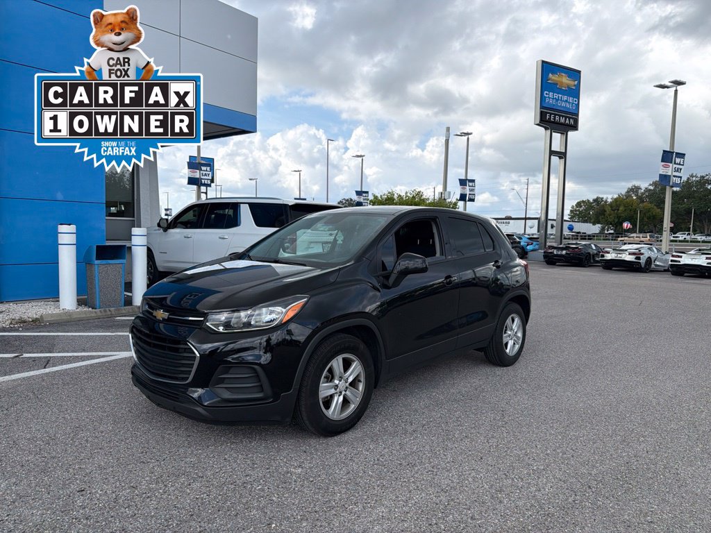 Used 2020 Chevrolet Trax LS FWD image 2