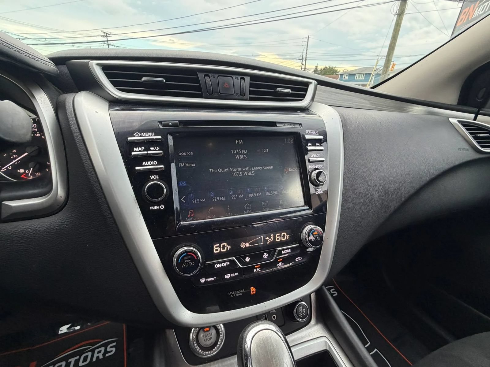 Used 2018 Nissan Murano SV AWD/4WD image 19