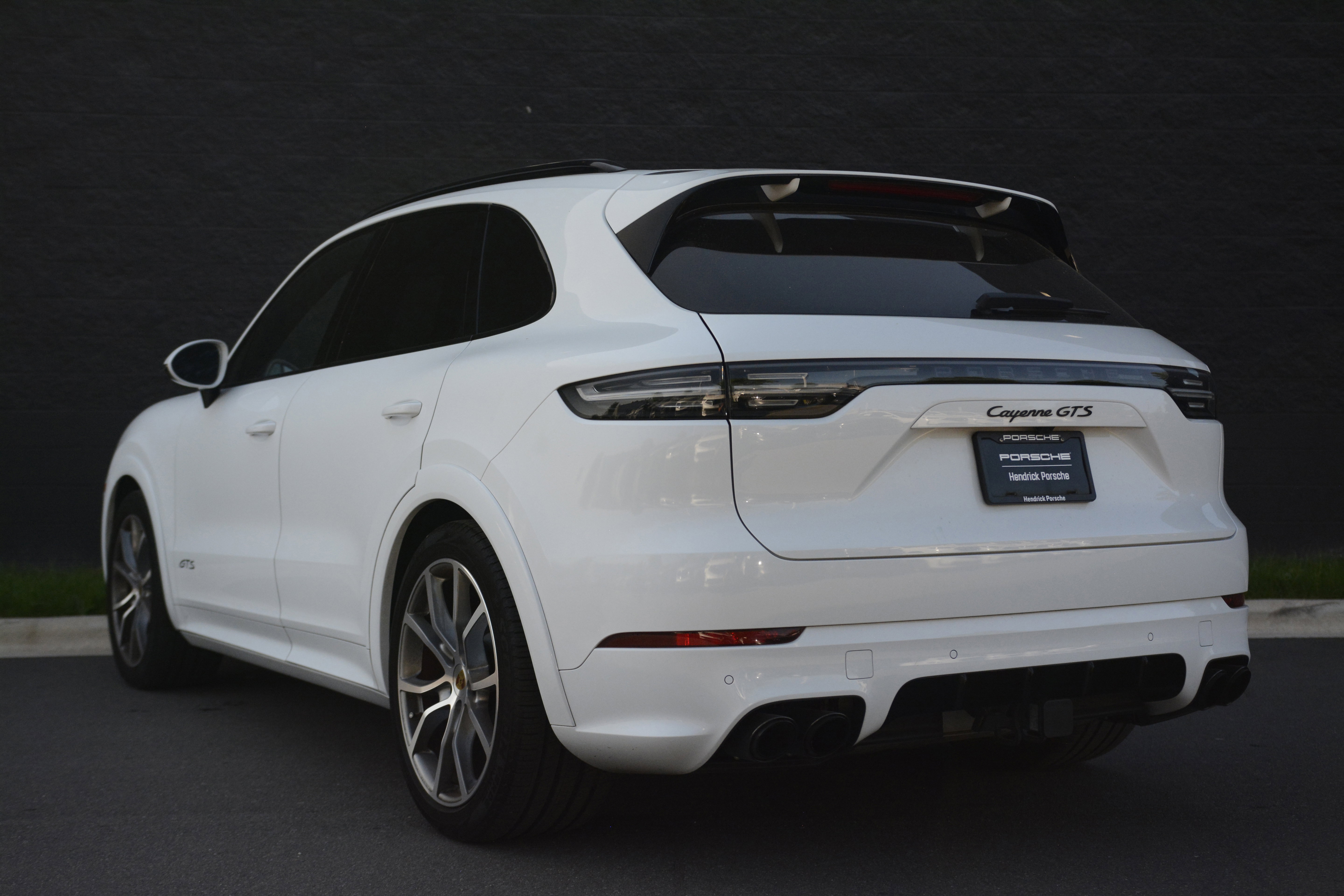Certified 2022 Porsche Cayenne GTS AWD/4WD image 3