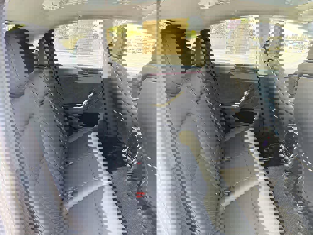 Used 2026 Tesla Model Y AWD image 40