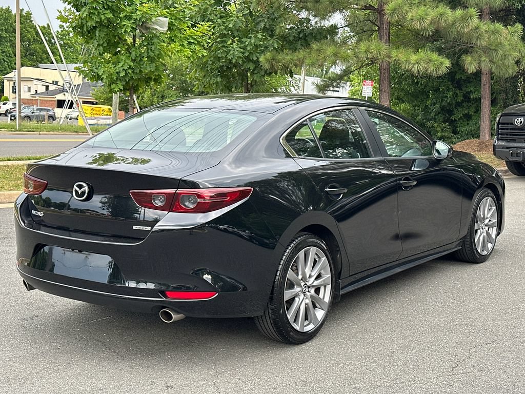Used 2019 MAZDA MAZDA3 Sedan w/ Select Package FWD image 4