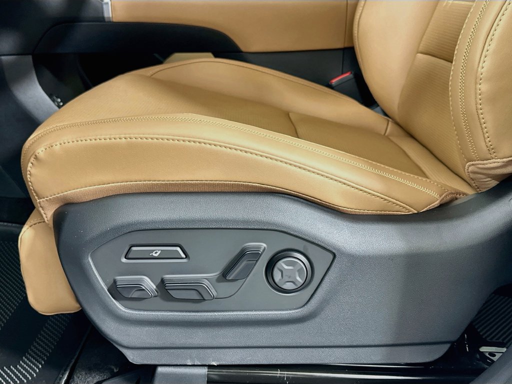 New 2027 Hyundai Santa Fe Calligraphy FWD image 19