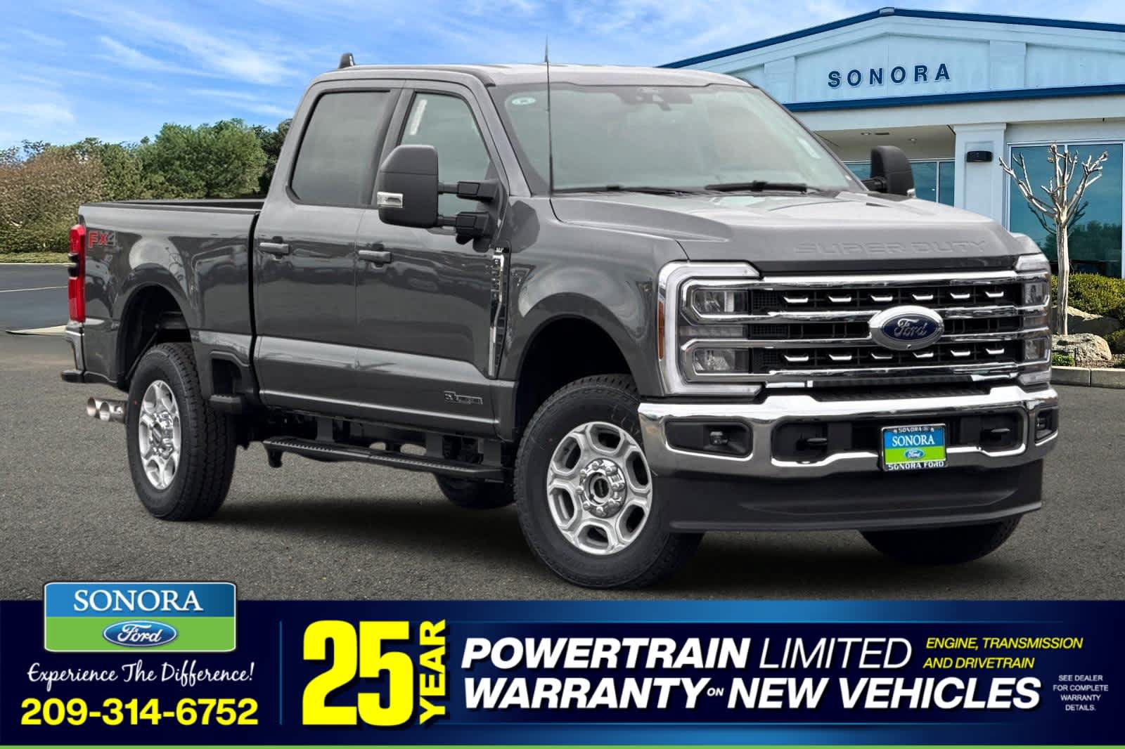 New 2026 Ford F250 XLT w/ XLT Premium Package AWD/4WD image 1