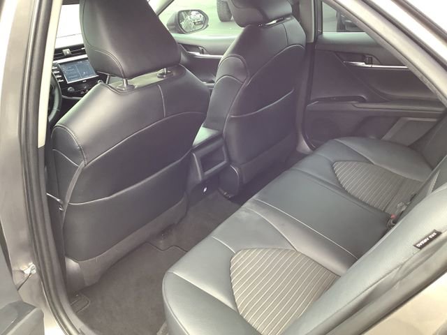 Used 2020 Toyota Camry SE FWD image 23