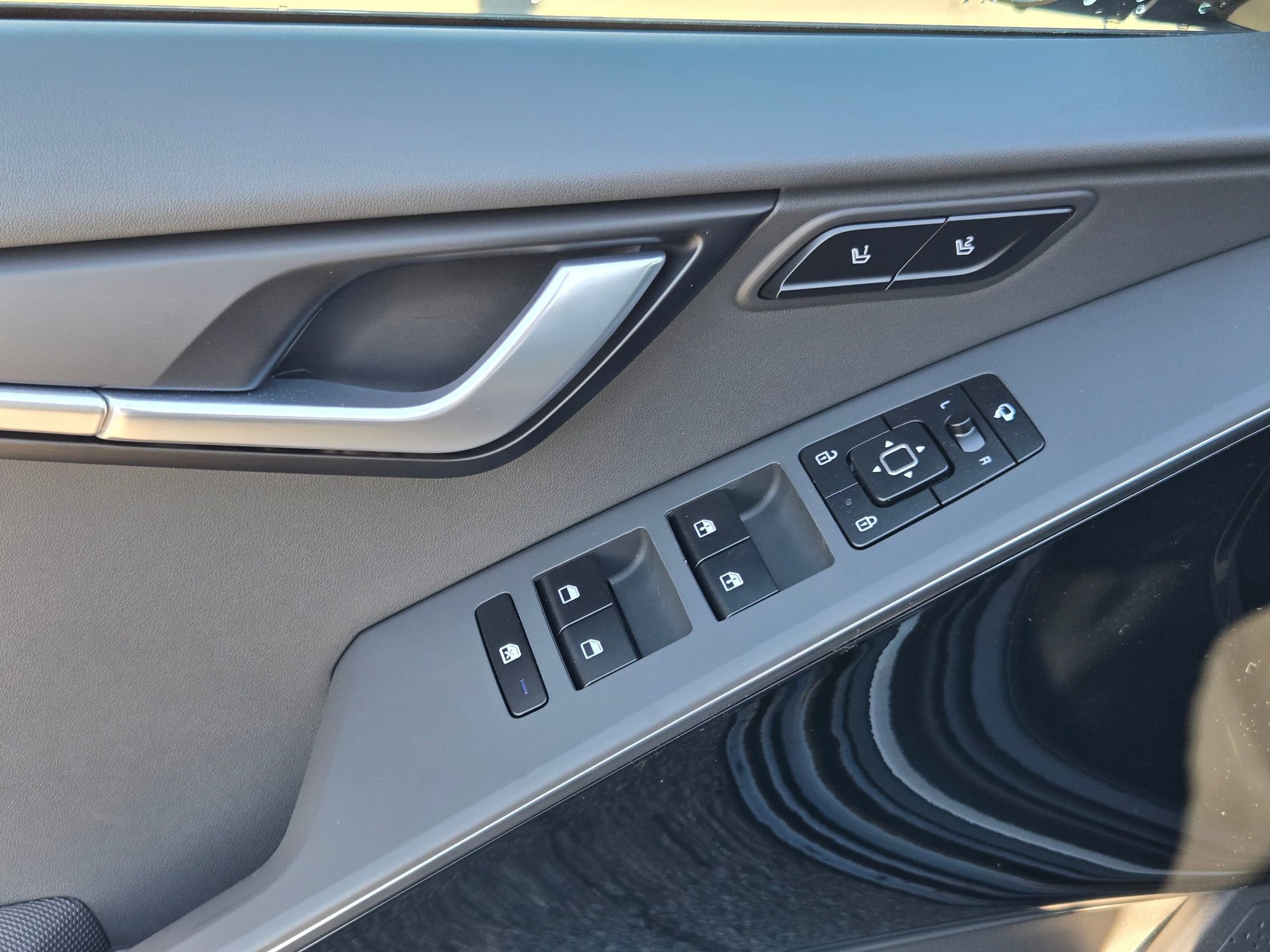 New 2026 Kia Niro SX Touring image 21