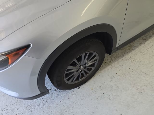 Used 2020 MAZDA CX-5 Touring image 9